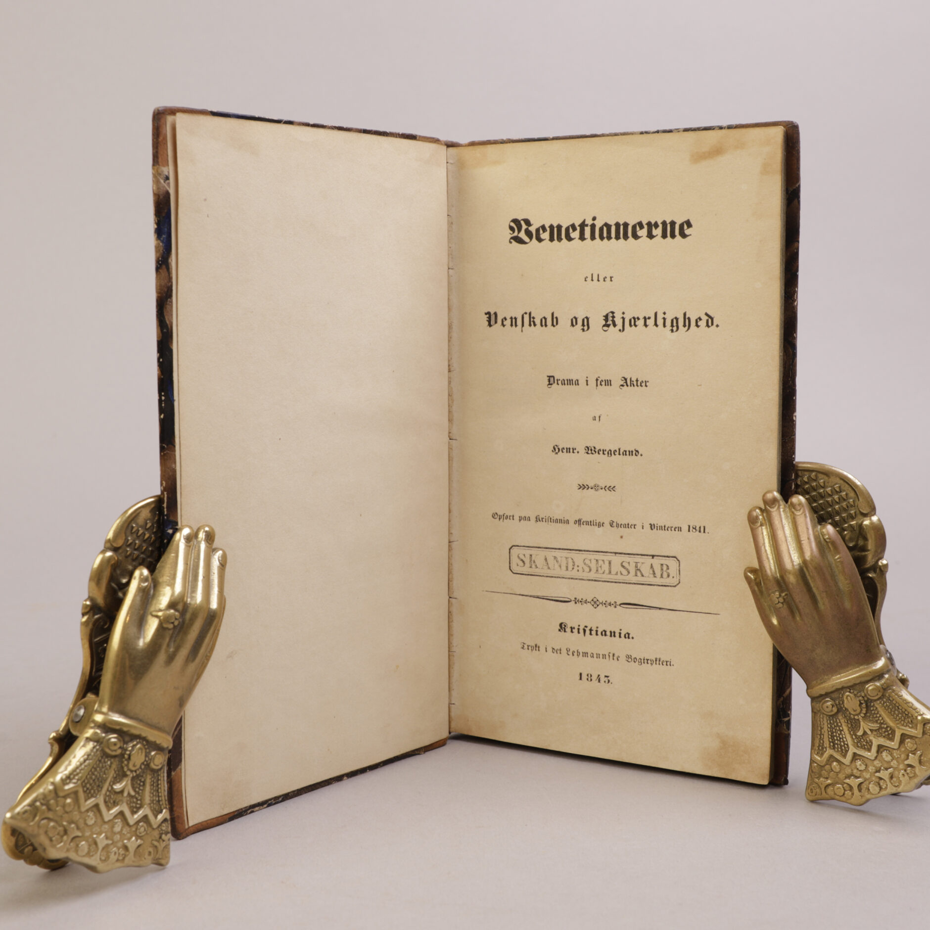 256) HENRIK WERGELAND | 18