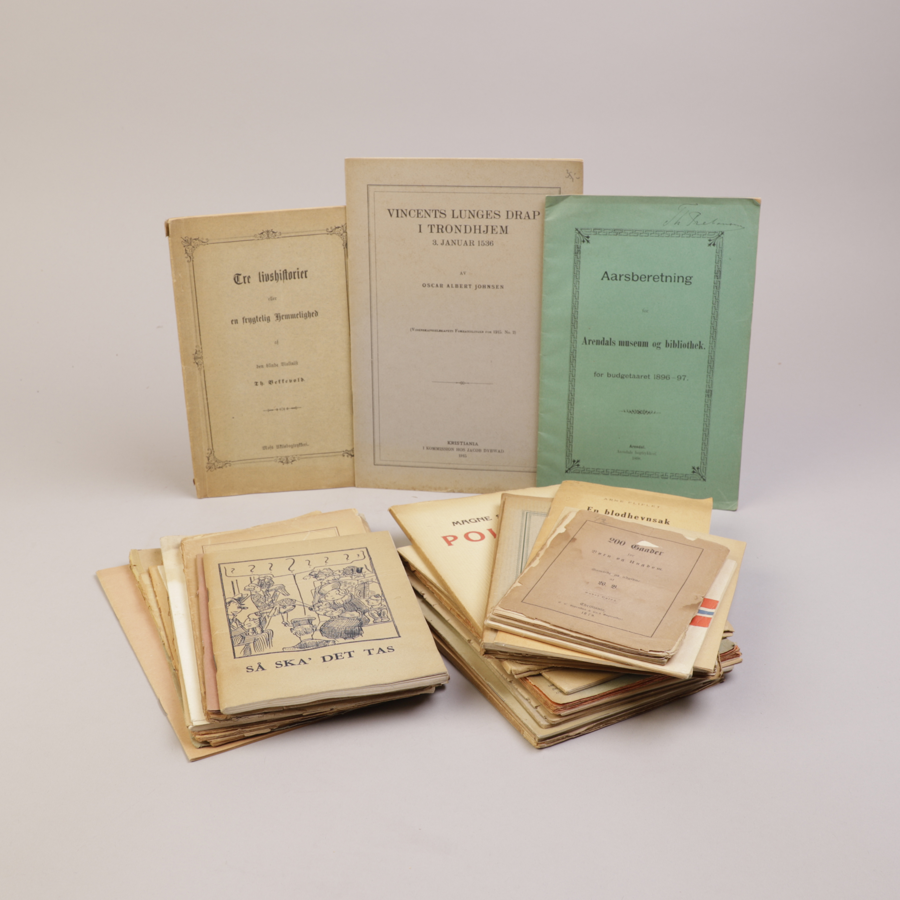 170) SMÅTRYKK & HEFTER